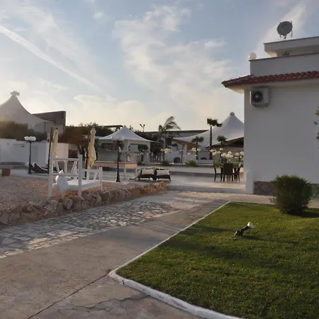 Bed and Breakfast Female 4*